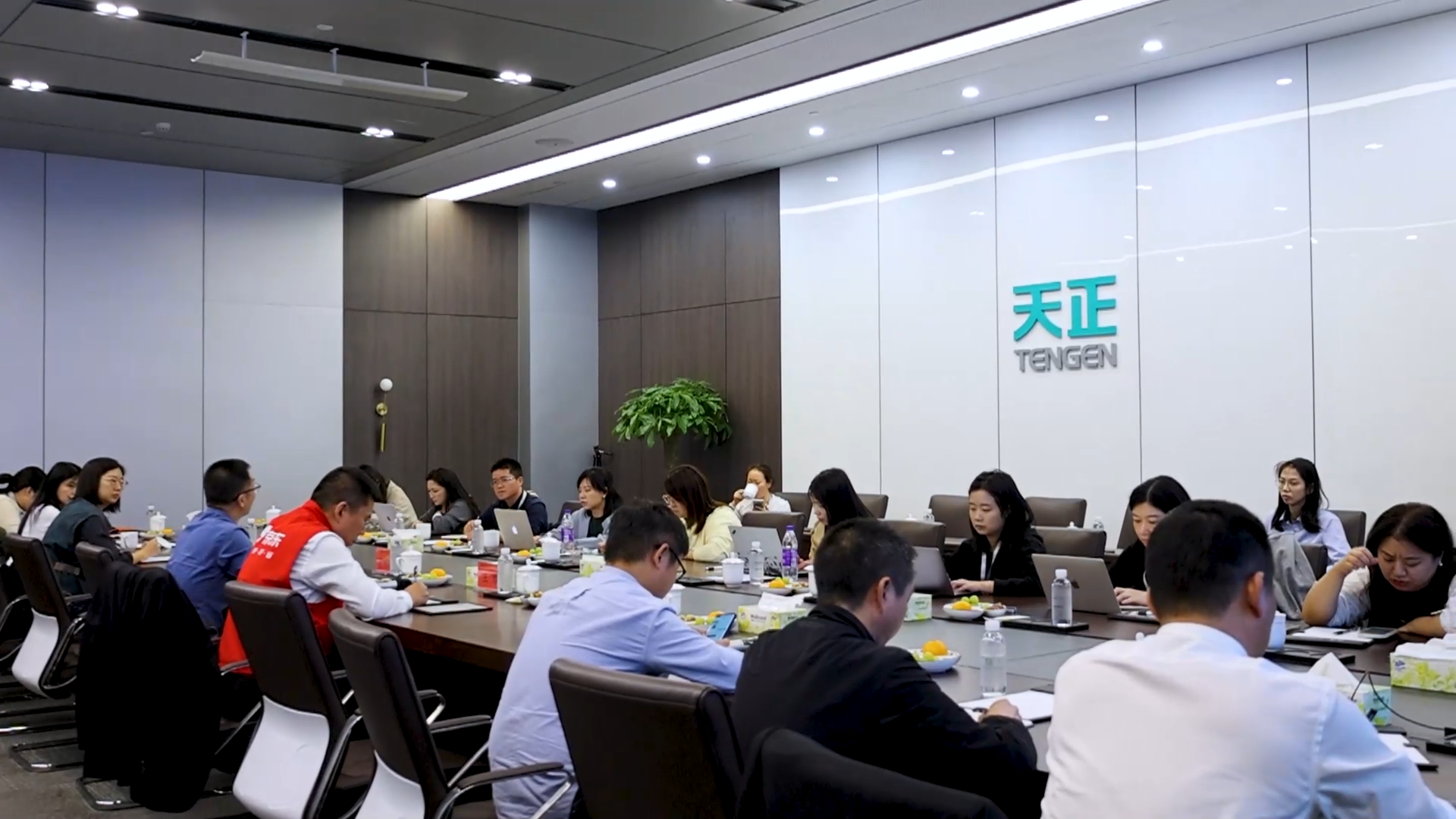 京东工业走进金年会金字招牌信誉至上，探访产业数智化之路！